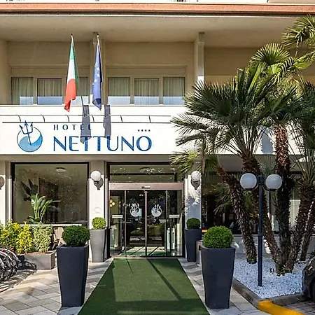 Отель Nettuno Бардолино