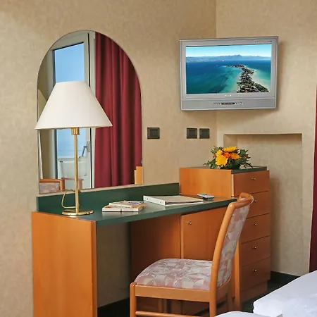 Nettuno Hotell Bardolino
