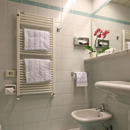 Hotell Nettuno 4*