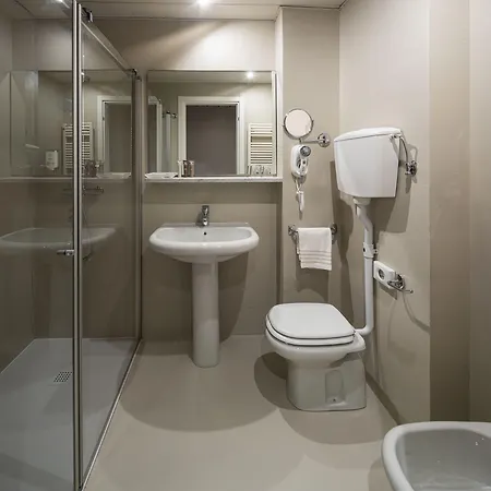 Nettuno Hotell 4*