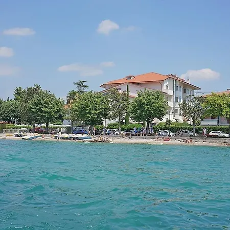 Nettuno Hotell Bardolino